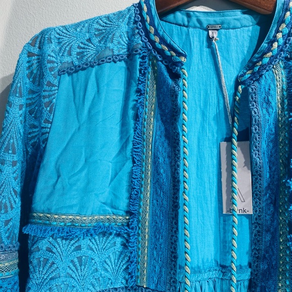 BL^NK**Gorgeous Blue Tunic**Med. & Large $280 - Picture 6 of 8